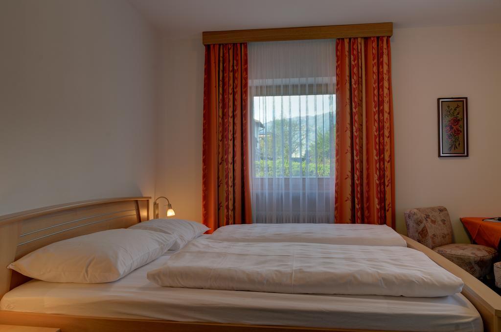 Garni Kofler Hotel Tirolo Room photo